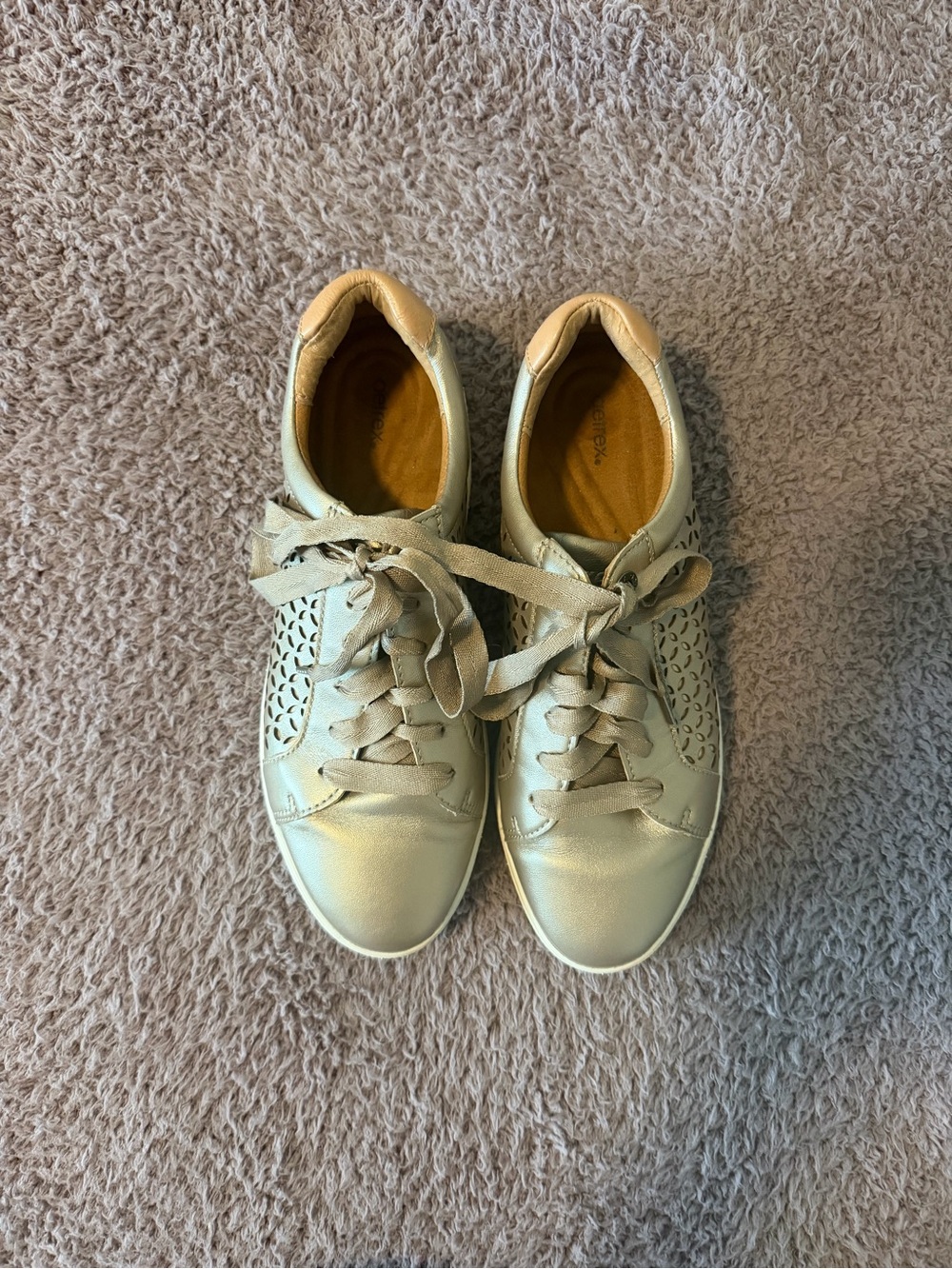 Aetrex Courtney Metallic Gold Leather Laser Cut Sneakers EU 40 US 9.5